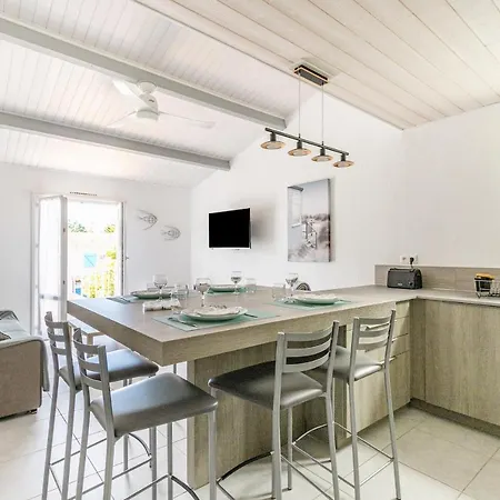 Appartement Pour 4 - 450M Plage Des Sables D'Or La Gueriniere Exterior photo